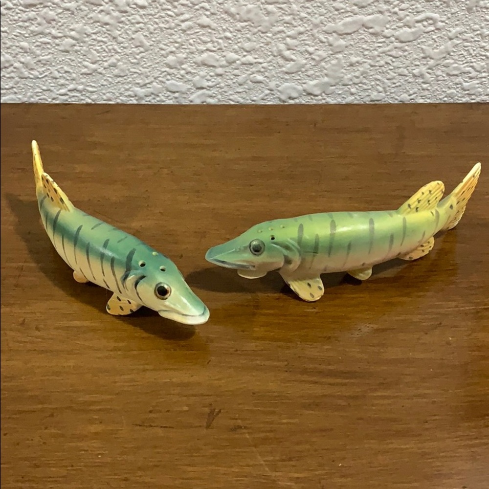 1950 made in Japan  trout salt and pepper shakers.